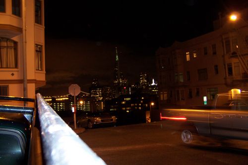 San Francisco by Night (palo-alto_100_7758.jpg) wird geladen. Eindrucksvolle Fotos von der Westküste Amerikas erwarten Sie.
